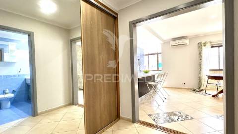 Apartamento t2 em santo antónio da charneca, barreiro