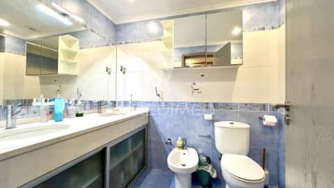 Apartamento t2 em santo antónio da charneca, barreiro