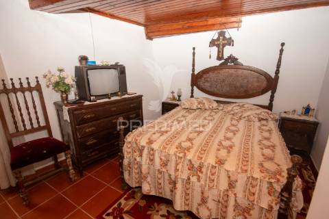 Moradia t3 +1 no centro histórico de trancoso