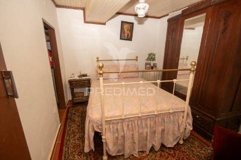 Moradia t3 +1 no centro histórico de trancoso