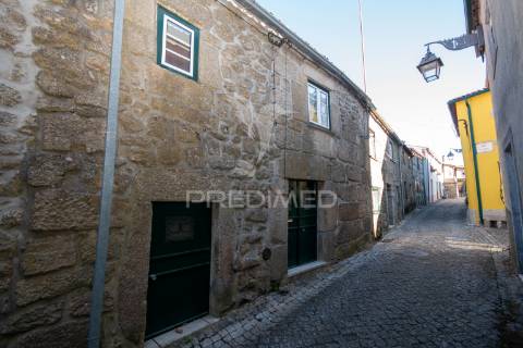 Moradia t3 +1 no centro histórico de trancoso