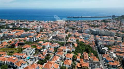 Prédio em santa luzia - funchal, ilha da madeira