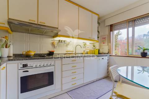 Apartamento t3 - universidade lusiada - cooperativa dos arquitetos