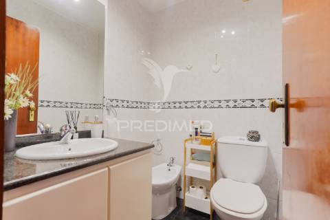 Apartamento t3 - universidade lusiada - cooperativa dos arquitetos