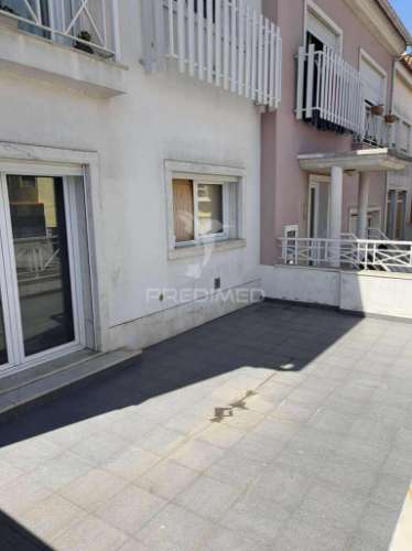 T2 para venda casal novo