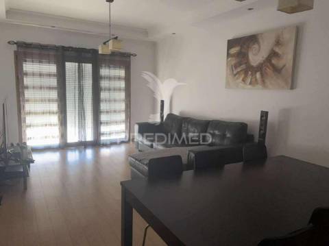 T2 para venda casal novo