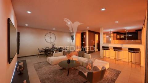 Moradia t3 em fase de construção com vista mar , santa cruz - ilha da madeira