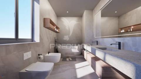 Moradia t3 em fase de construção com vista mar , santa cruz - ilha da madeira