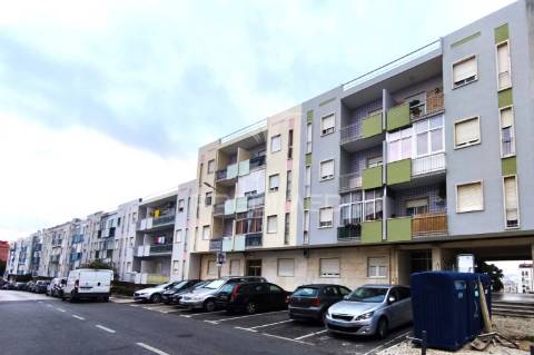 Apartamento t2 | amadora | buraca