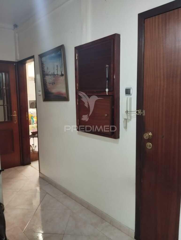 Apartamento t2 | amadora | buraca