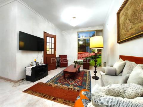 Apartamento t2 | amadora | buraca