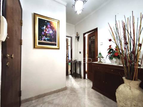 Apartamento t2 | amadora | buraca