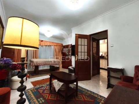 Apartamento t2 | amadora | buraca