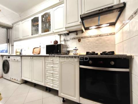 Apartamento t2 | amadora | buraca