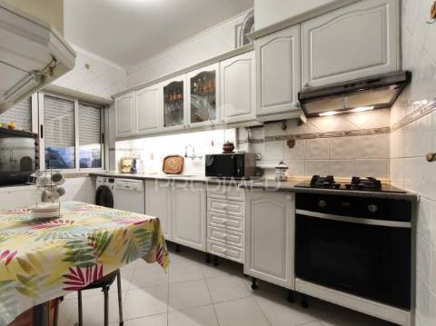 Apartamento t2 | amadora | buraca