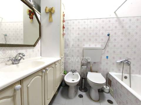 Apartamento t2 | amadora | buraca