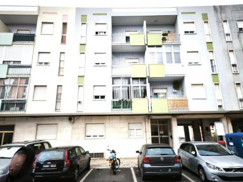 Apartamento t2 | amadora | buraca