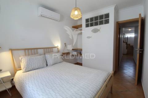 Moradia tradicional t2, remodelada na baixa de olhão