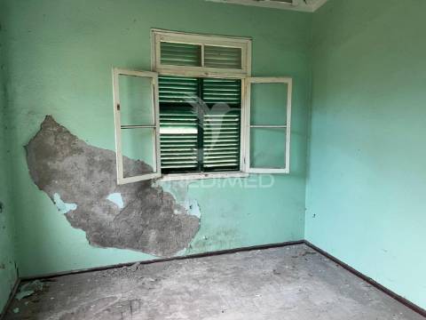 Moradia t3  em machico - ilha da madeira