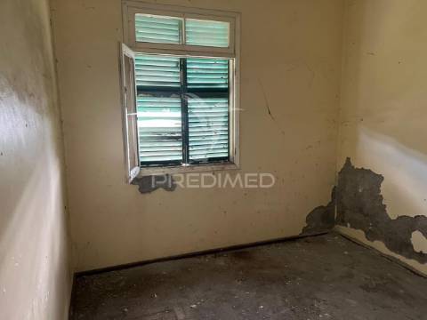 Moradia t3  em machico - ilha da madeira