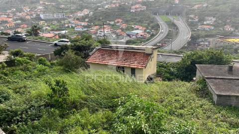 Moradia t3  em machico - ilha da madeira