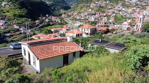 Moradia t3  em machico - ilha da madeira