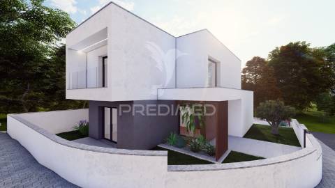 Moradia t4 geminada na carcereira