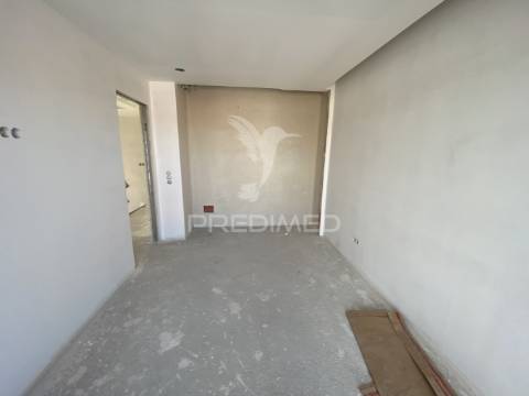 Moradia t4 geminada na carcereira