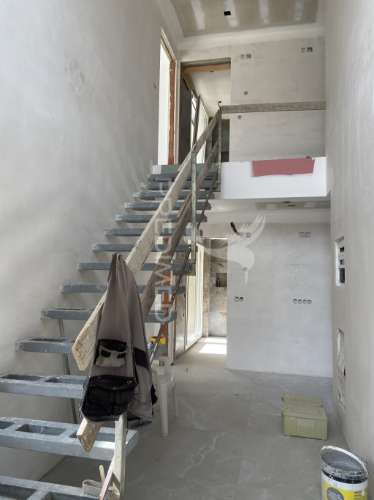 Moradia t4 geminada na carcereira