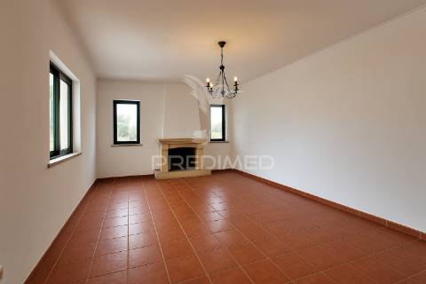 Moradia t3 com piscina