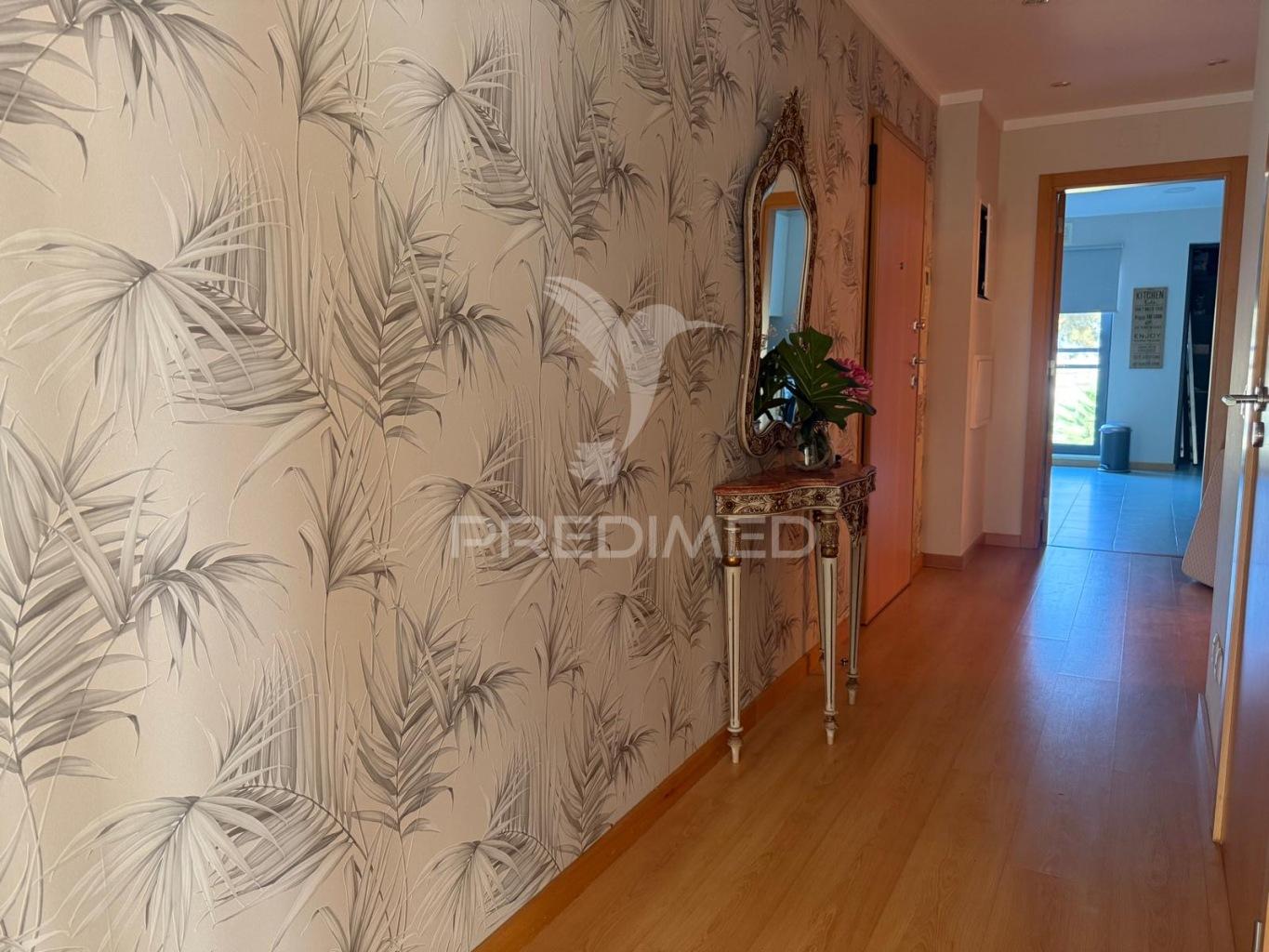 Apartamento t2+1 mobilado – arrendamento anual em olhão