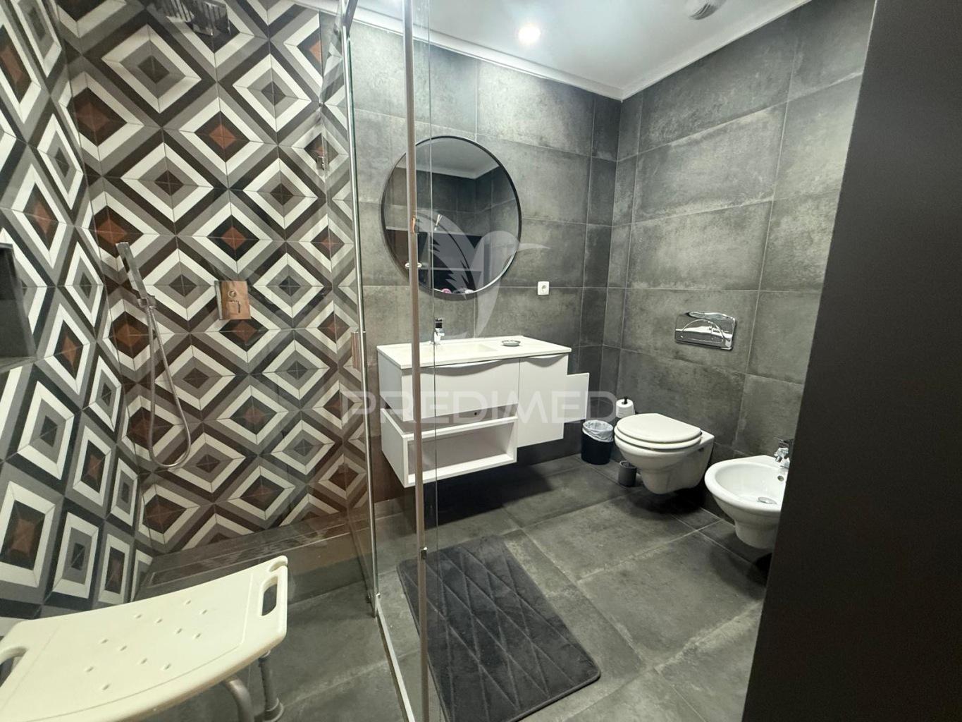 Apartamento t2+1 mobilado – arrendamento anual em olhão