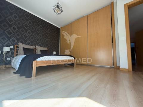 Apartamento t2+1 mobilado – arrendamento anual em olhão