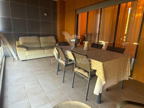 Apartamento t2+1 mobilado – arrendamento anual em olhão