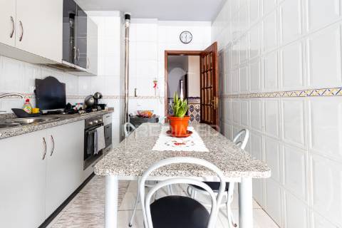 Apartamento t2 - lagares