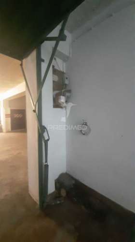 Oportunidade imperdível no coração de setúbal! »» garagem ampla com 27,90m², equipada com eletricidade e água.