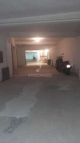 Oportunidade imperdível no coração de setúbal! »» garagem ampla com 27,90m², equipada com eletricidade e água.