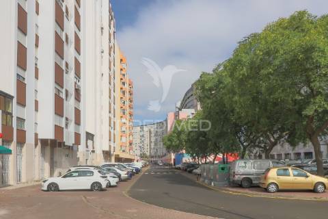 Apartamento t2 || lisboa marvila