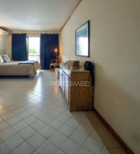 Apartamento t0 com terraço e vista piscina – luna club oceano, albufeira