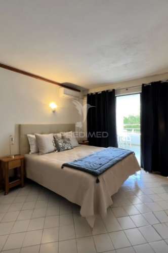 Apartamento t0 com terraço e vista piscina – luna club oceano, albufeira