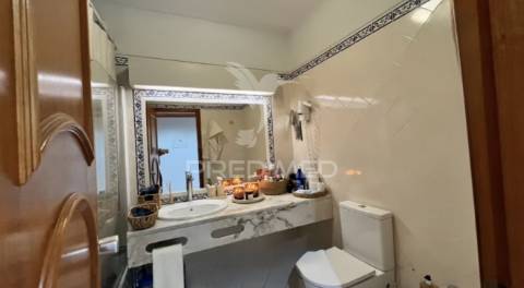 Apartamento t0 com terraço e vista piscina – luna club oceano, albufeira