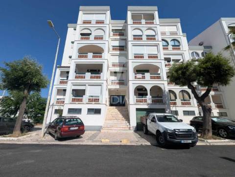 Apartamento t1 em manta rota com vista mar, perto da praia