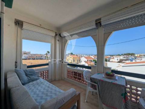 Apartamento t1 em manta rota com vista mar, perto da praia