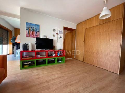 Penthouse duplex t1+1 no centro histórico praia do furadouro – vista mar