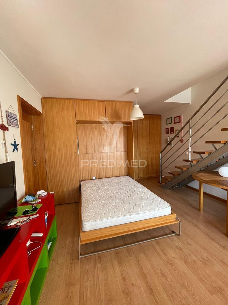 Penthouse duplex t1+1 no centro histórico praia do furadouro – vista mar