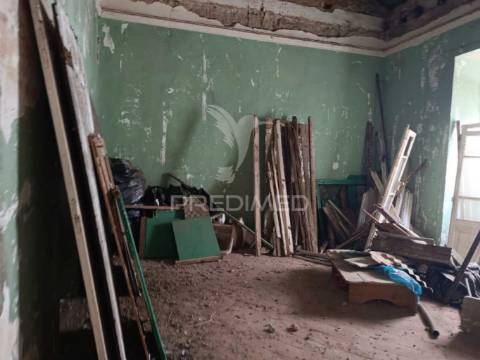 Invista no coração de estremoz — alentejo, portugal!