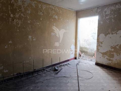 Invista no coração de estremoz — alentejo, portugal!