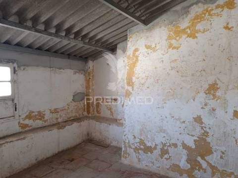 Invista no coração de estremoz — alentejo, portugal!