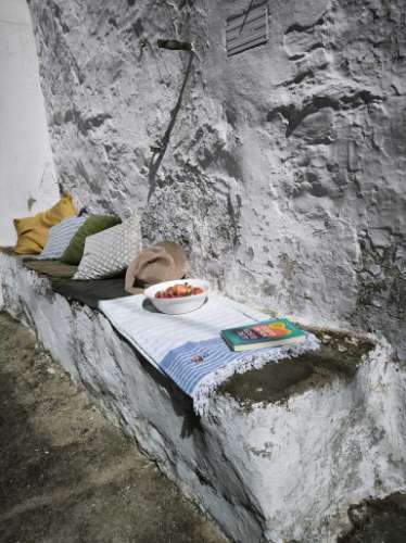 Casa tipicamente alentejana (para restaurar) com 2 quartos