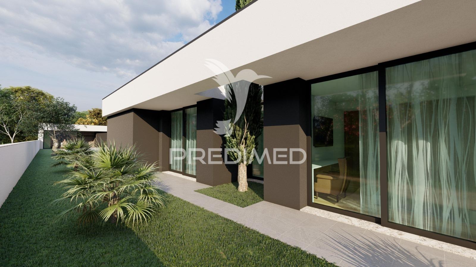 Lote de terreno 670m2 (junto escola primaria de barco)